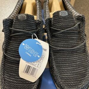 Hey Dude Black Loafers Sleek Woven Slip-Ons